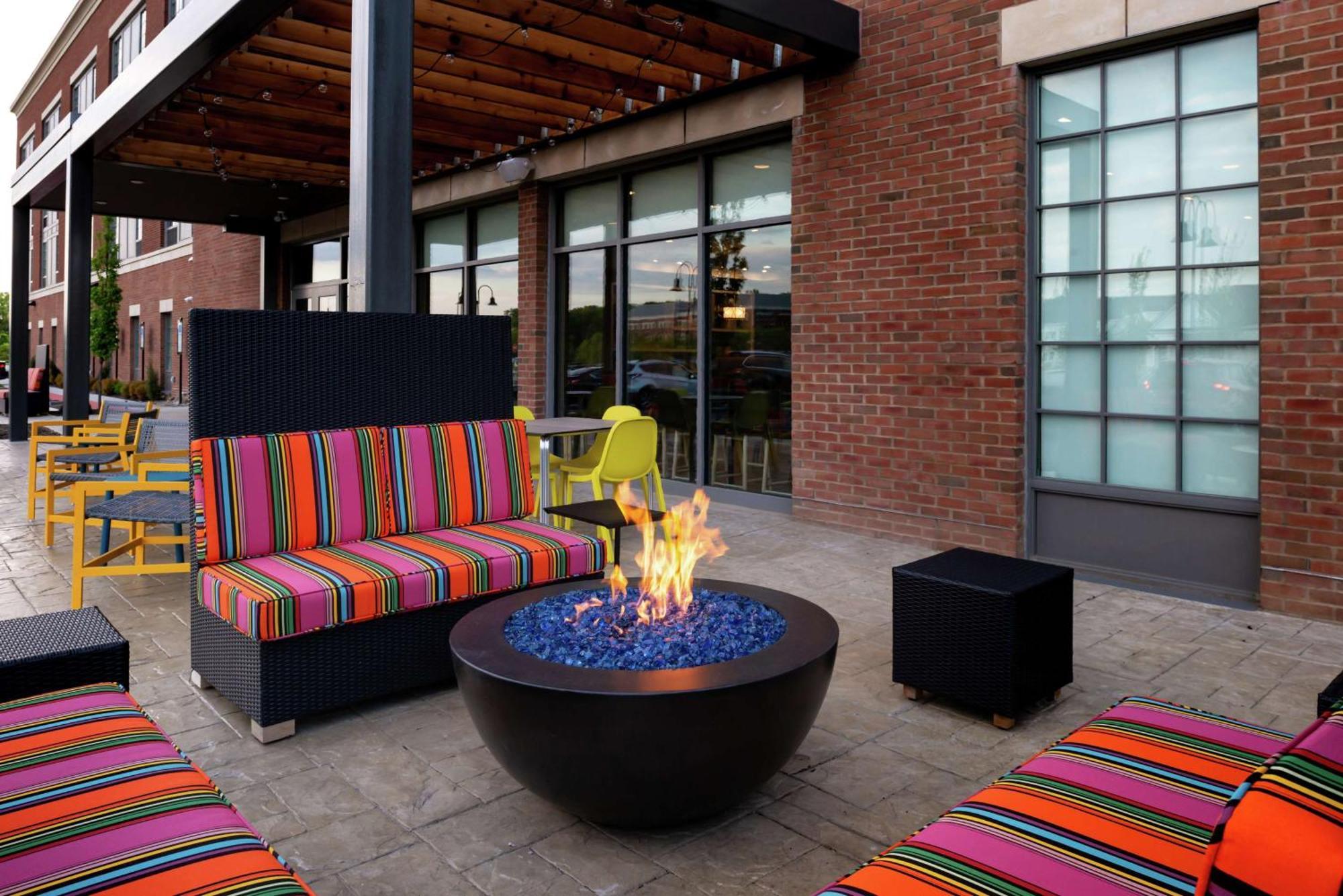 Home2 Suites By Hilton New Albany Columbus Экстерьер фото